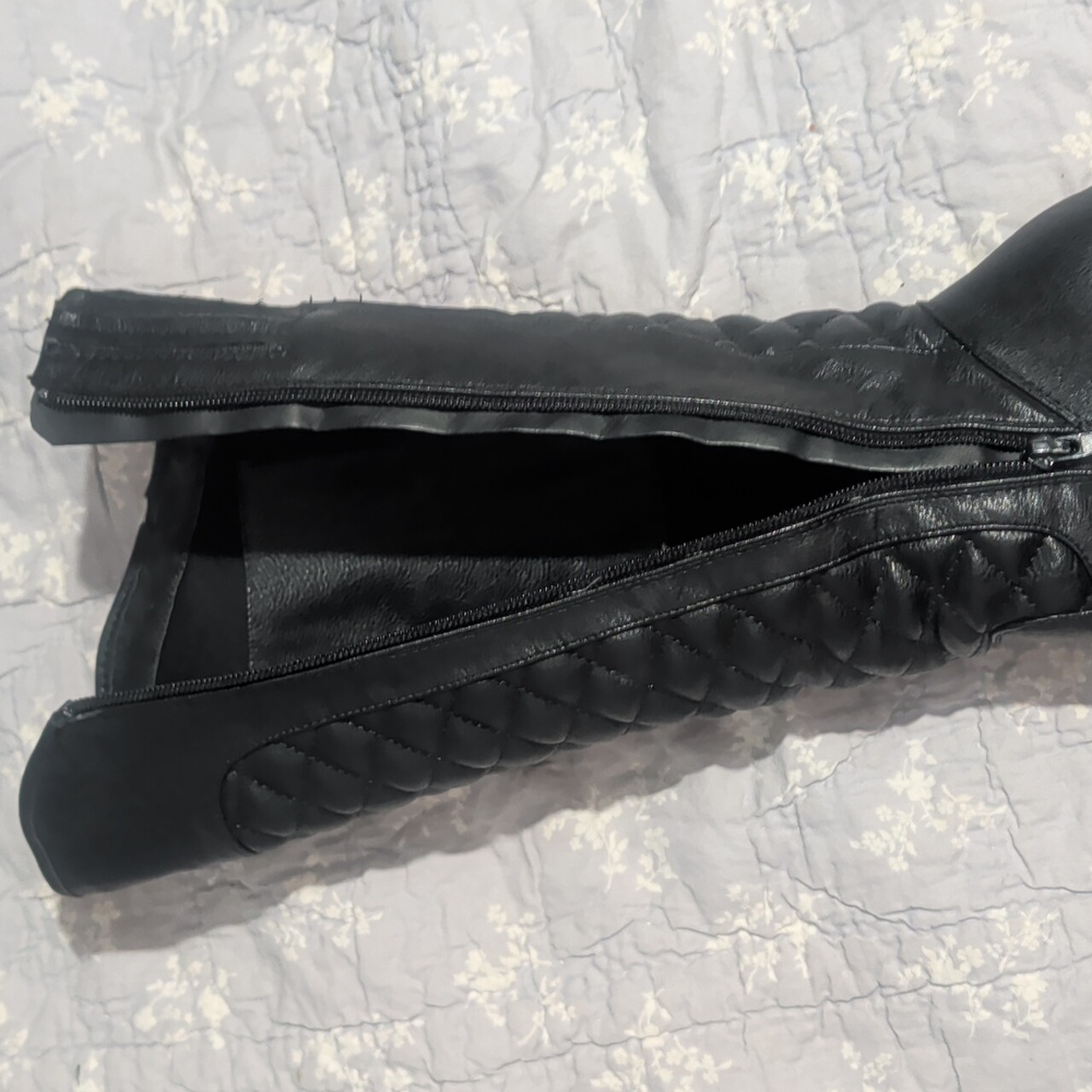 Wild Diva Lounge Quilted Knee High Platform Boots w/ Secret Pocket | Black - Picture 6 of 14